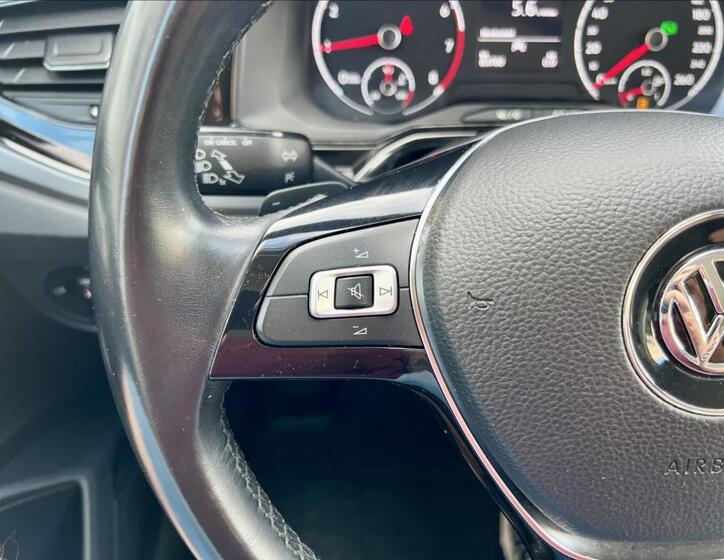 Volkswagen Polo 25