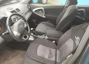 Toyota RAV4 7