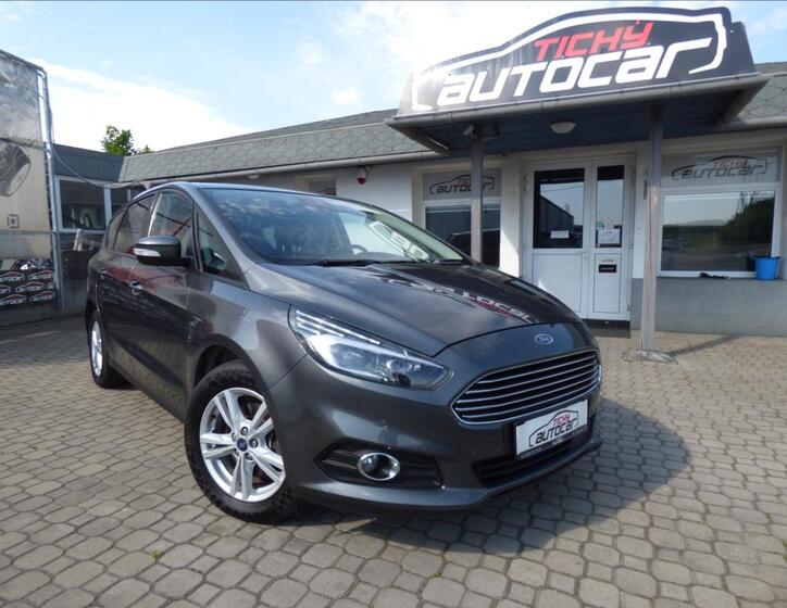 Ford S-MAX 1