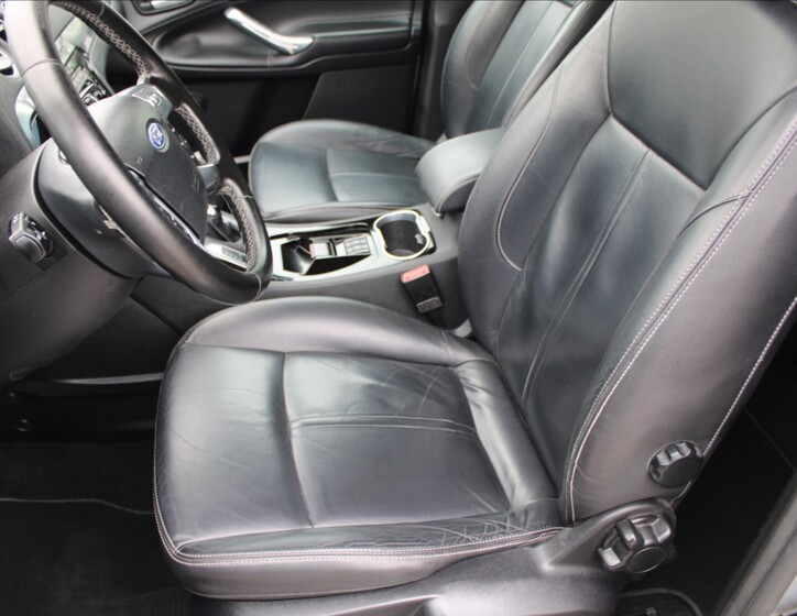Ford S-MAX 18