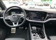 Volkswagen Touareg 9