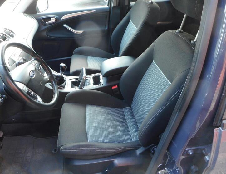 Ford S-MAX 17