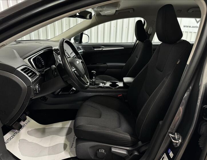 Ford Mondeo 26