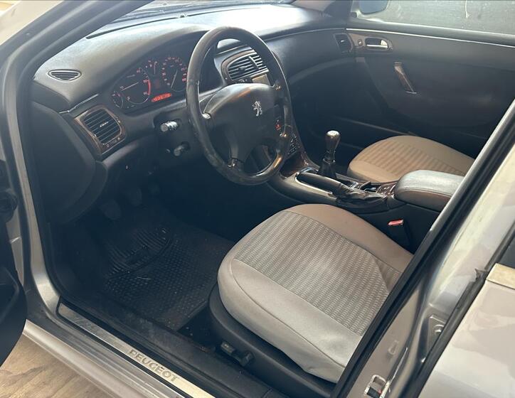 Peugeot 607 5