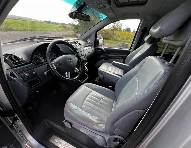 Mercedes-Benz Viano 28