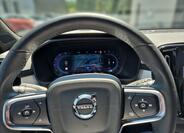 Volvo XC40 8