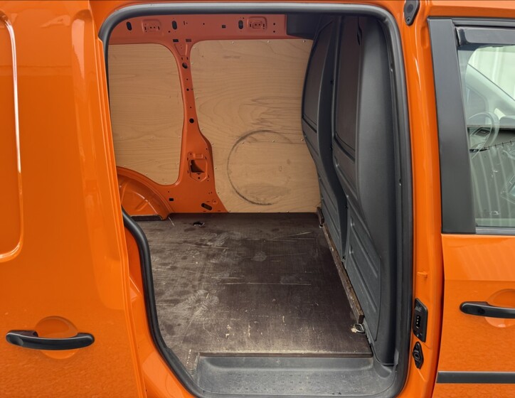 Volkswagen Caddy 17