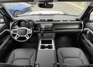 Land Rover Defender 17
