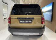 Toyota Land Cruiser 4