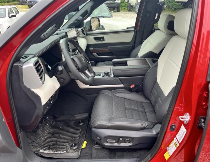 Toyota Sequoia 9