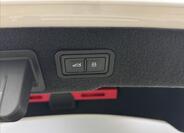 Audi A8 63