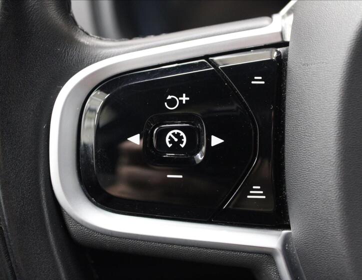 Volvo XC90 18