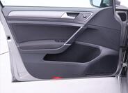 Volkswagen Golf 11