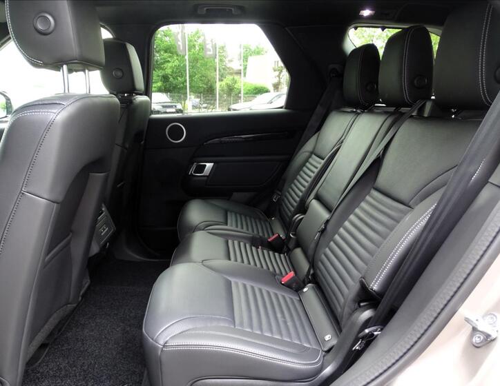 Land Rover Discovery 22