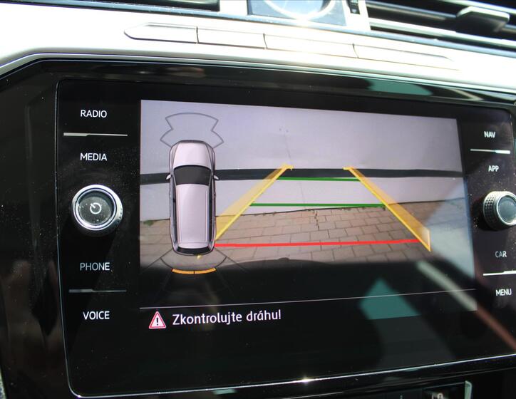 Volkswagen Passat 17