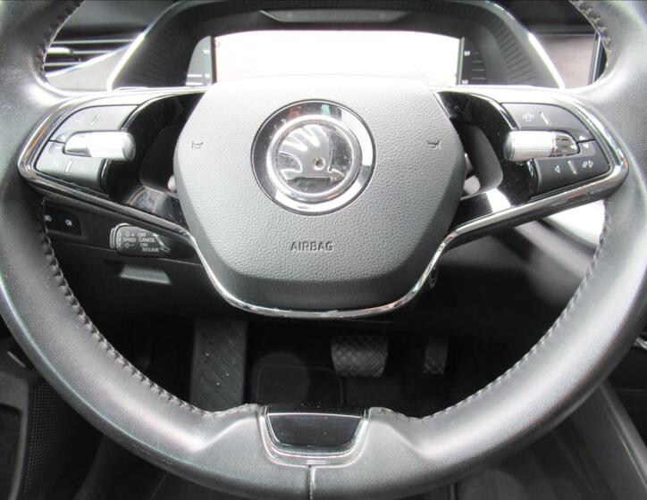 Škoda Octavia 14
