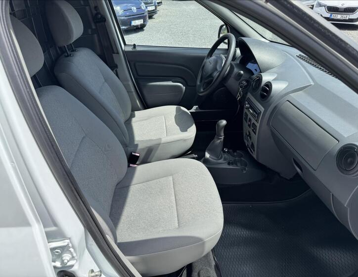 Dacia Logan 11