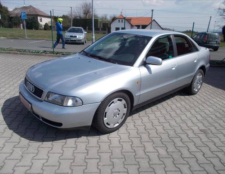 Audi A4 3