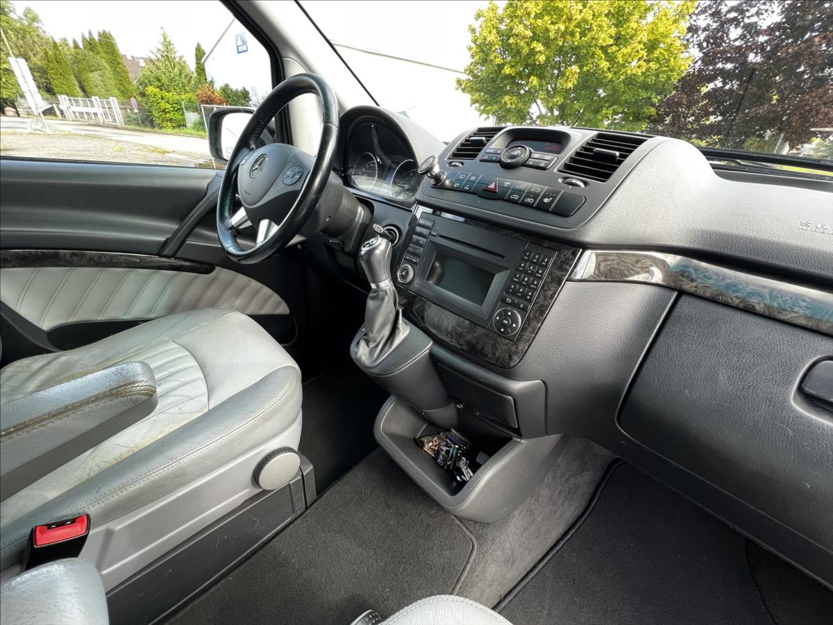 Mercedes-Benz Viano