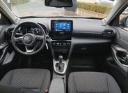 Toyota Yaris Cross 16