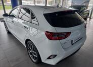 KIA Ceed 4