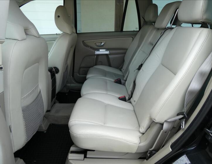 Volvo XC90 18