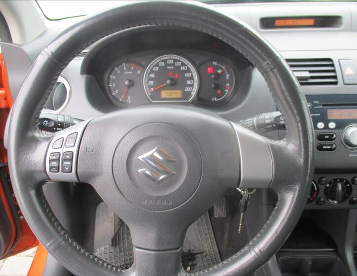 Suzuki Swift 18