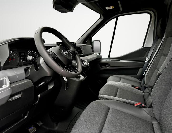 Nissan Interstar 20