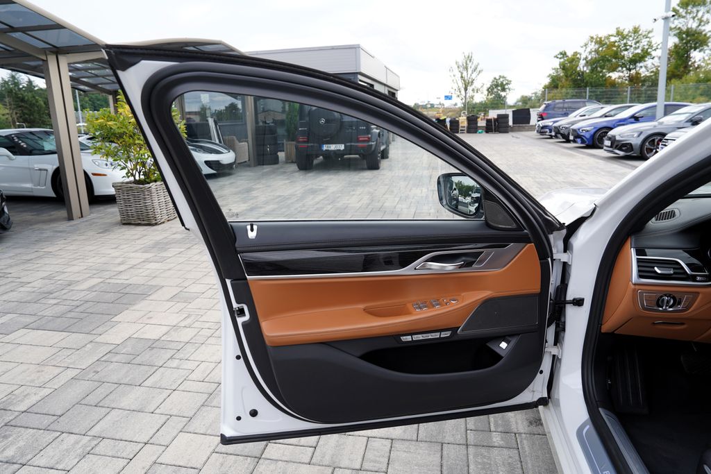 BMW Řada 7