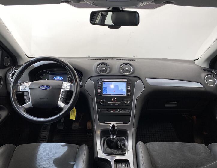 Ford Mondeo 9