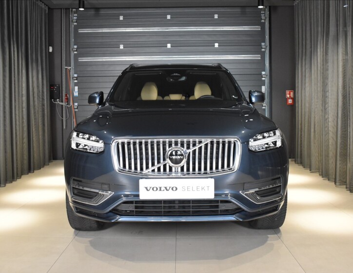 Volvo XC90 6