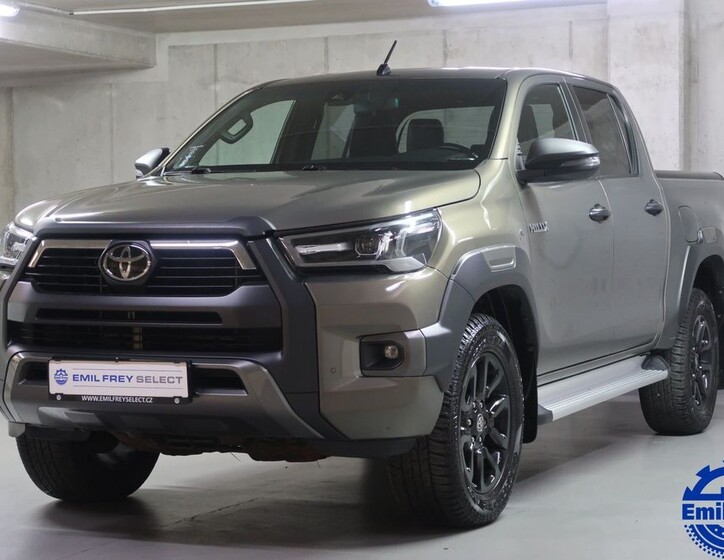 Toyota Hilux 1
