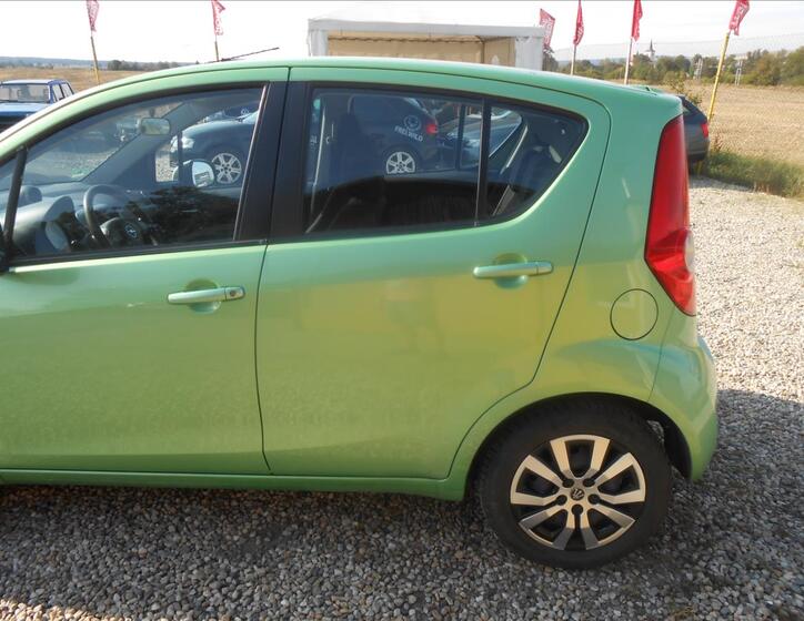 Opel Agila 9