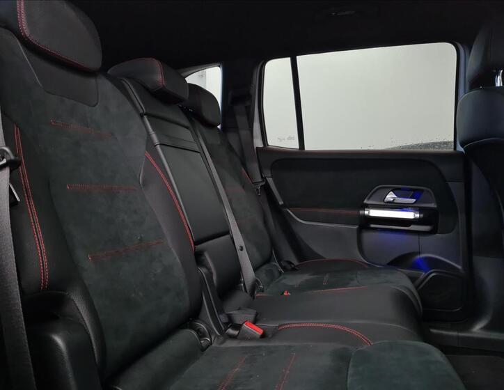 Mercedes-Benz GLB 19