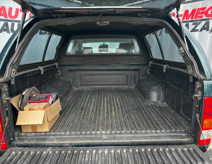Toyota Hilux 15
