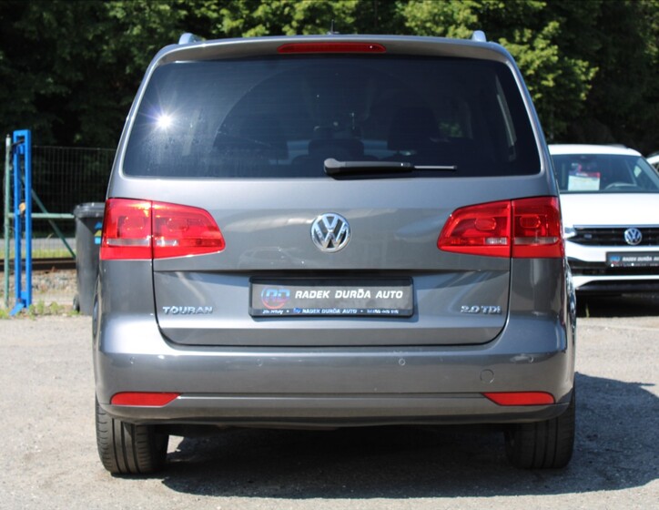 Volkswagen Touran 6