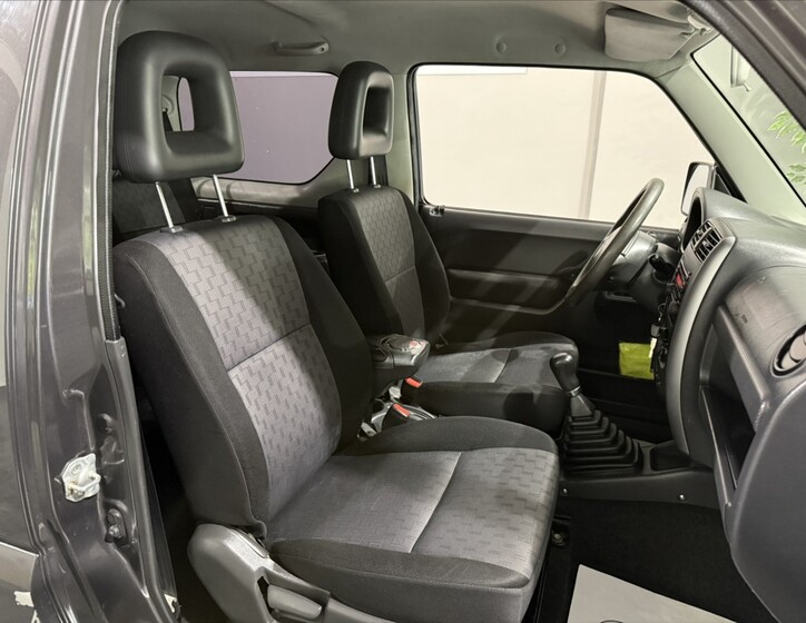 Suzuki Jimny 14