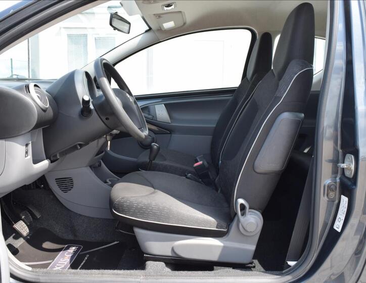 Peugeot 107 15