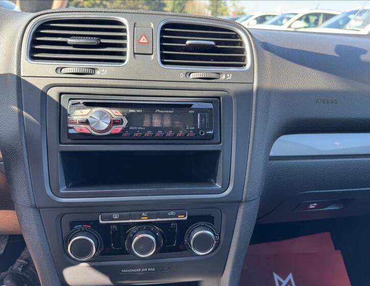 Volkswagen Golf 19