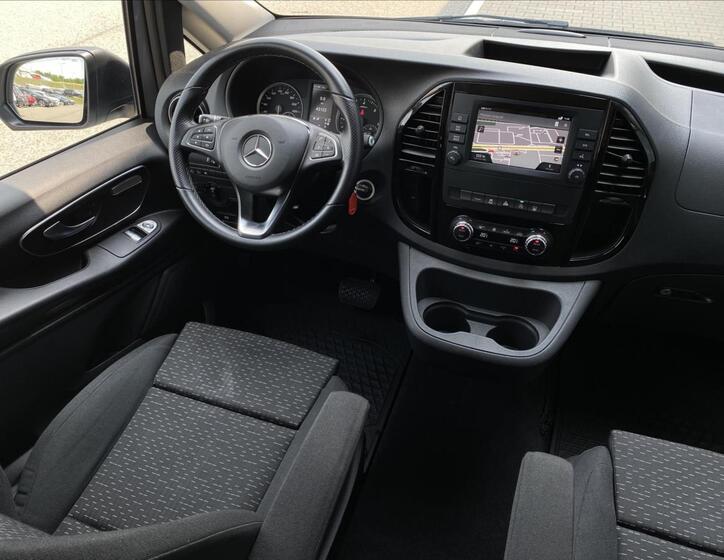 Mercedes-Benz Vito 14