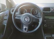 Volkswagen Golf 9