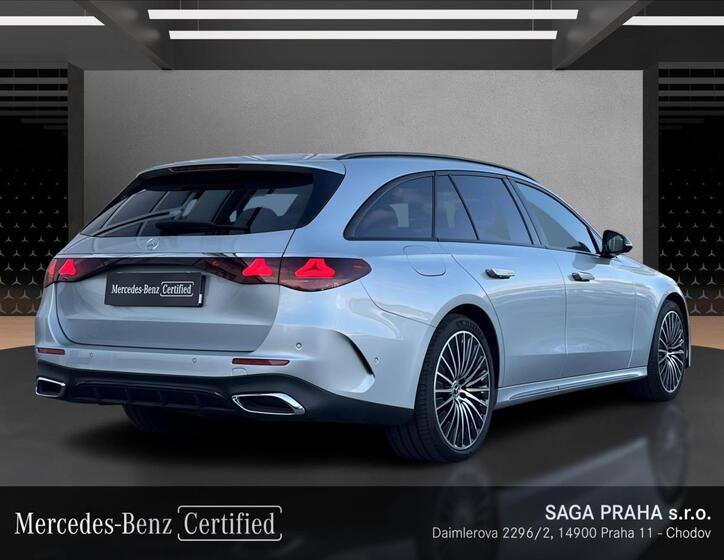 Mercedes-Benz Třídy E 5