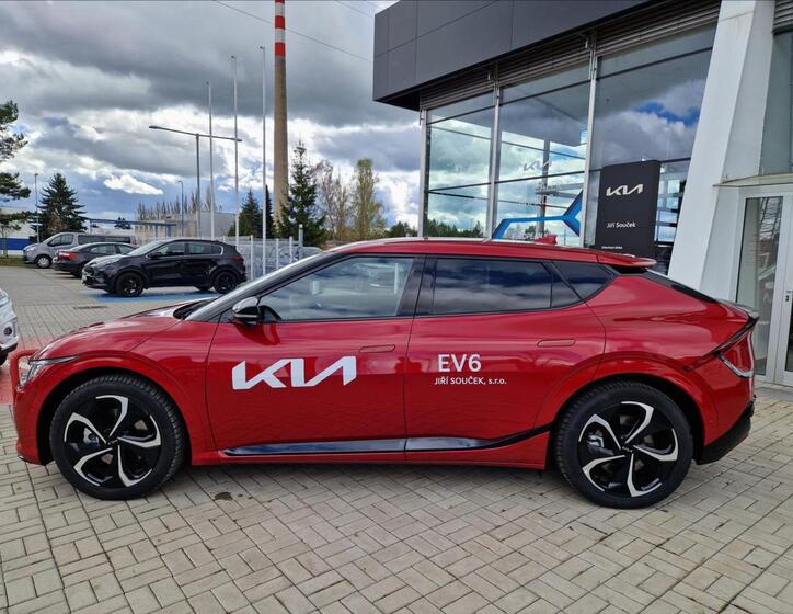 KIA EV6 8