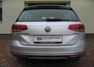 Volkswagen Passat 9