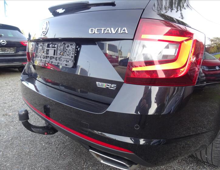 Škoda Octavia 12