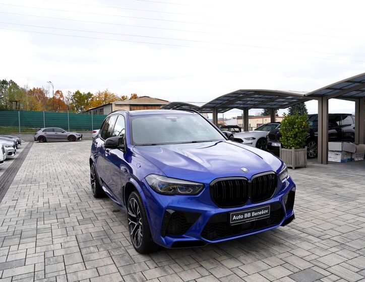 BMW X5 8