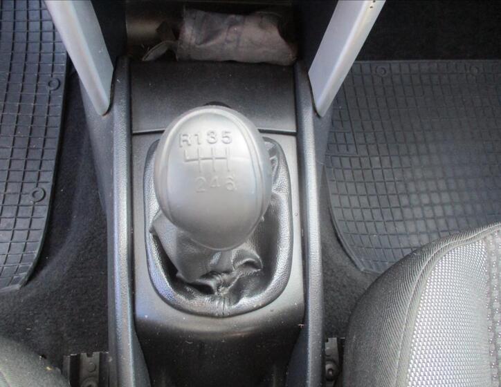 Peugeot 207 17
