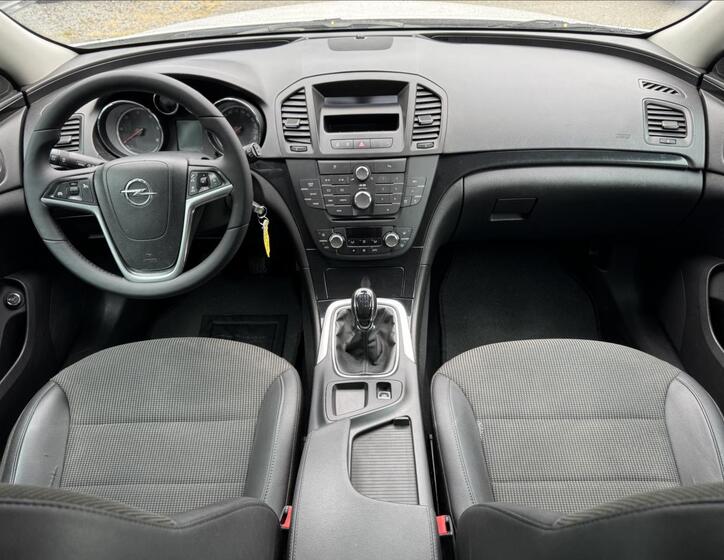 Opel Insignia 31