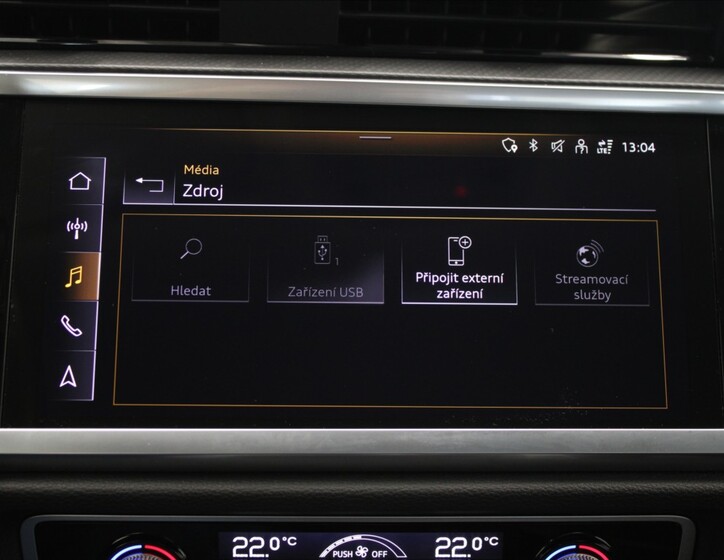 Audi Q3 12