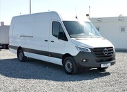Mercedes-Benz Sprinter 2